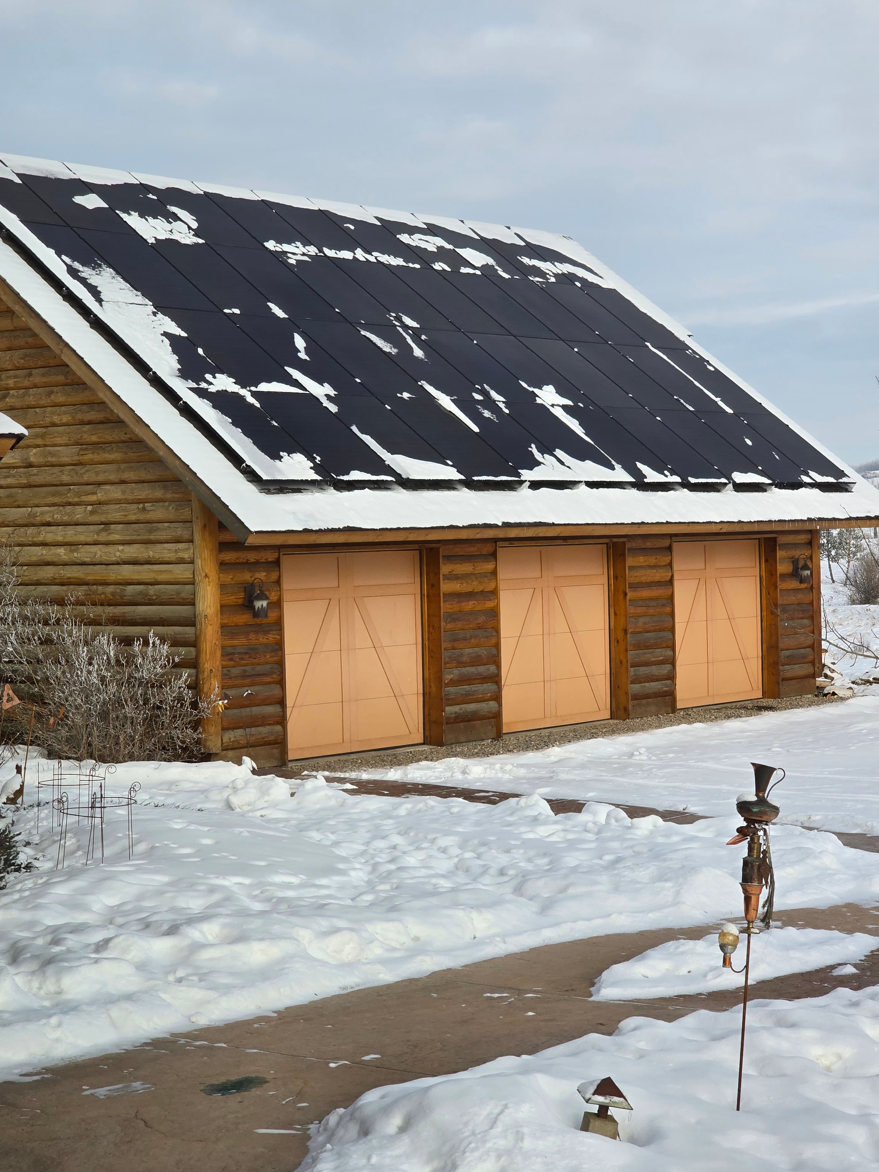 Flux Renewables solar installation in Alberta